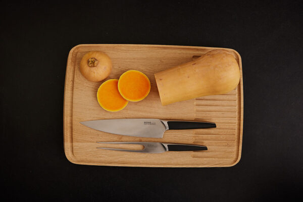 Forskærersæt fra Risvig med kokkekniv 20 cm og stegegaffel 15 cm